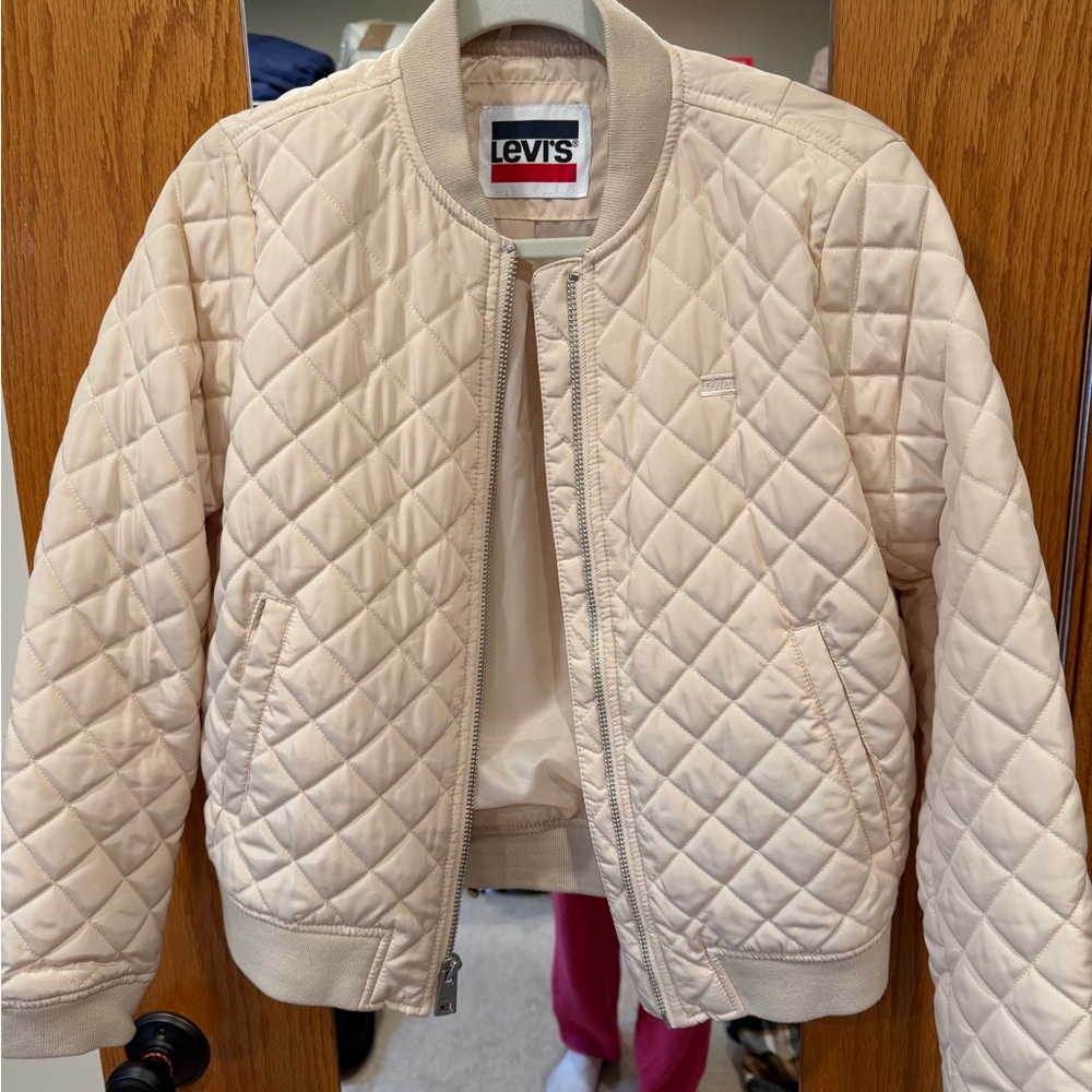 Levi's Beige Quilted Jacket M
